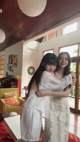 คนนี้ของเขา @MYYU เขาหวงคนนี้ @Chanya 🙇🏻‍♀️  #MoreThanHerProject  #MMYGLProject  #MeMindY