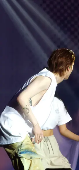 ยังเล็กอยู่มากกก  กรมทหารจะเอาเด็กสามขวบไปทำอะไรคะ🥹 #YUGYEOM 