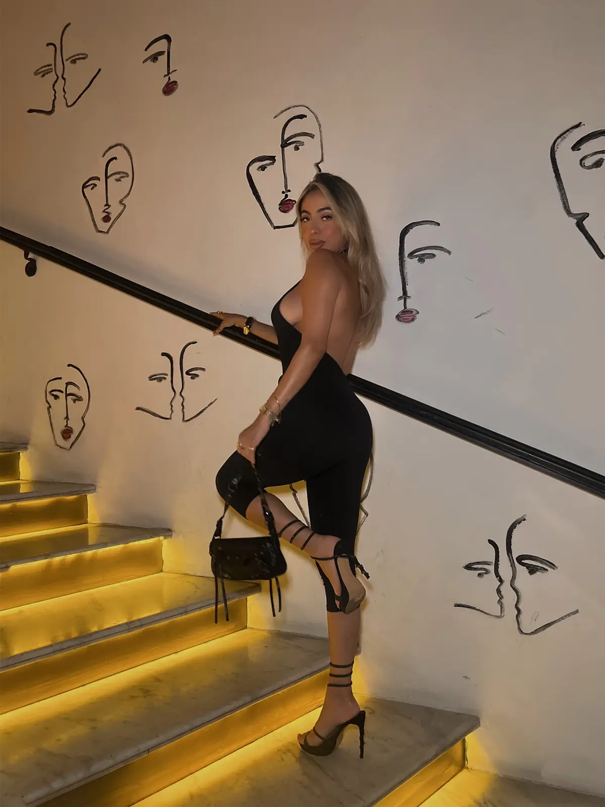 🖤