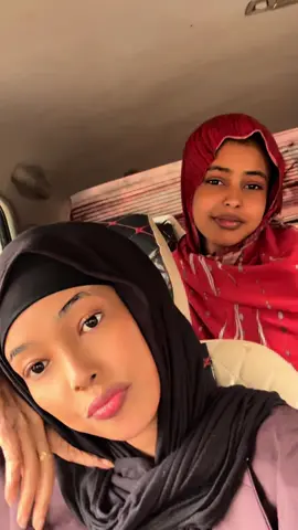 Wa vlog ugu horsey even idin samayno maso badinaya @naasiba bucurde💚🤍❤️ @Real_ChimcalE waka darawalki vlog na waday @indha_uroon_baeuty _salon gabadh borame joogta ka make up qurux badan ma arag oo ka qalbi wanagsan #borma #somalilandtiktok💚🤍❤ 