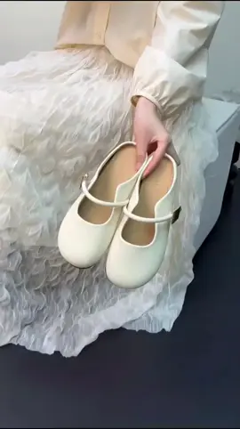 Sandal Flat Wanita