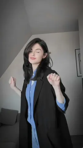 #tiktok#englishgril12#viral@V i v eon 