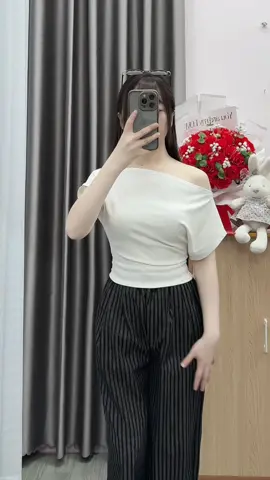 Quần ống rộng kẻ sọc lưng chun gấu bèo #quanongrong #quanhottrend #thoitrangnu #phoidotrend #xuhuong 