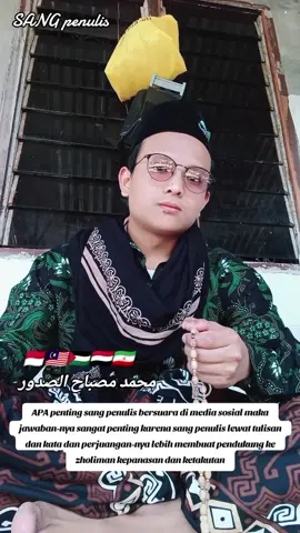 SANG penulis
