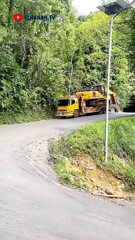 Detik-Detik Truck Penurunan Tajam Dan Ekstrim #shorts #viralvideo #truck #trucktowing #penurunan