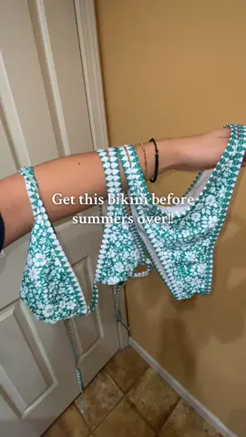 👙💚🐸🌿🍃🐢🐛🦎🥝#bikini #swimsuit #swimwear #greenswimsuit #summermashup 