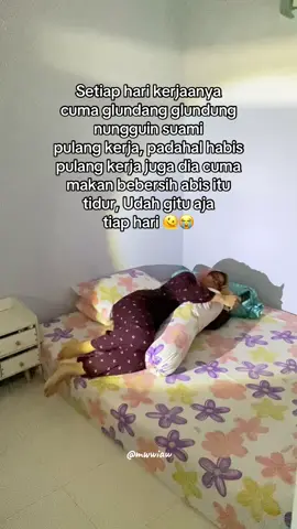 Sedang menikmati masanya 😭😭🥰 #fyp #pasutri #fypシ゚viral #dailyvlog #daily 