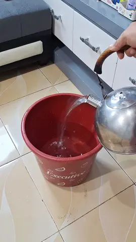 fakta ya bund ngepel pake airpanas bikin lantai keset bersih #pellantaipraktis  #modalkontendoang 