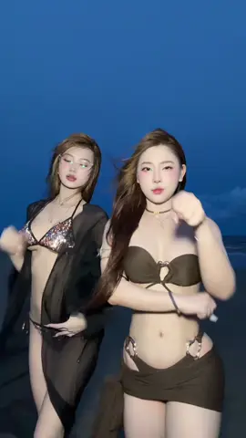 Hai chị iem số 10 =))  @𝐊𝐚𝐧𝐡 𝐃𝐚̂𝐮𝐮 🍓 @Lương Quỳnh Như  #luongquynhnhu #xuhuong #viral #kimanh #kanhdau 