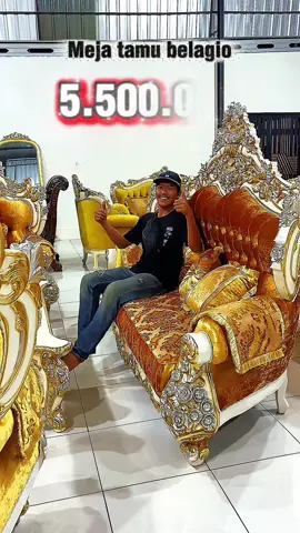 INFO : suplier mebel asli jepara - Meja tamu 5.500.000 ! 1set lengkap 40.000.000 #furniture #sofamewah #sofajatijepara #elbaragalery #furnituremewah 