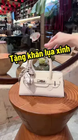 Túi xách da đeo chéo #xuhuong #tuixach #tuideocheo #videoviral 