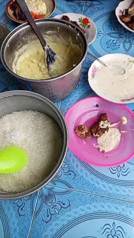 makan bareng bareng dulu yuk#makanbarengsamabule #tiktokviral #fyp