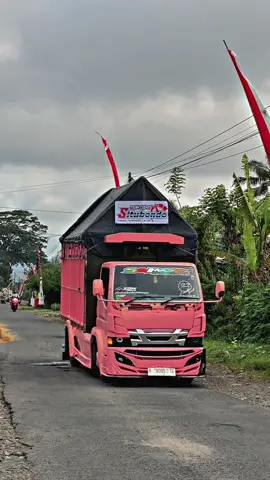 absen dari mana ajaa😍