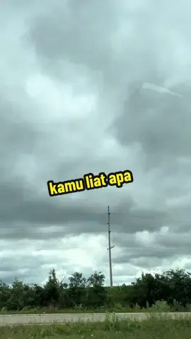 kalian ada liat sesuatu gak gaes? komen dong #fyp #viral #anakrantau #pejuangdollar #m4nn1983 