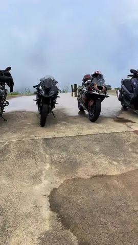ความฝันในตอนนั้นผมทำมันได้แล้ว#s1000r #เชียงรายหวานเจี๊ยบ😋 