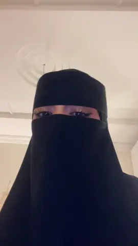 الشنطه من هنا @#شنط وشوزات ماركه 🇸🇦 