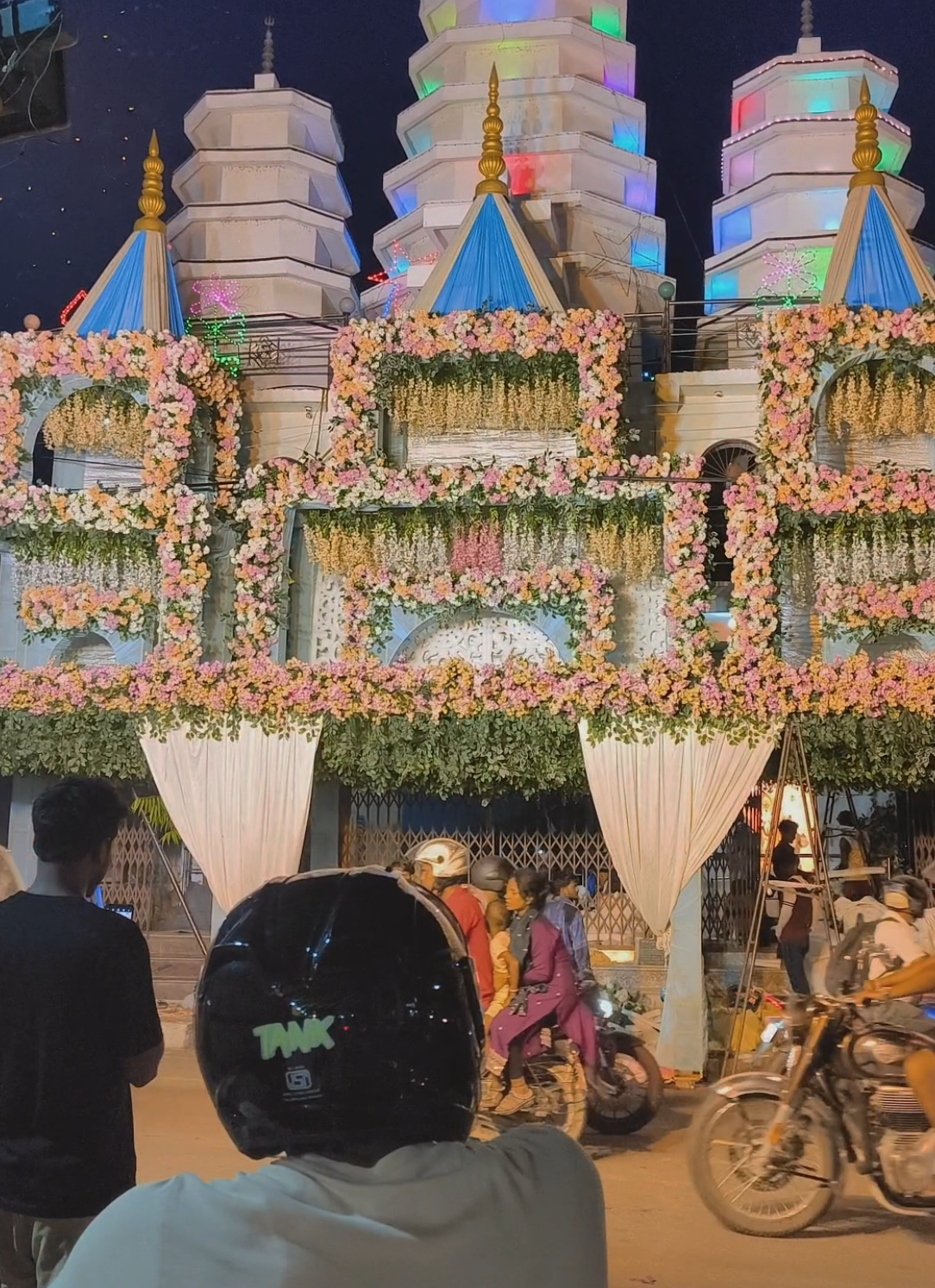 वक्रतुण्ड महाकाय सूर्यकोटि समप्रभ निर्विघ्नं कुरु मे देव सर्वकार्येषु सर्वदा वक्रतुण्ड महाकाय सूर्यकोटि समप्रभ निर्विघ्नं कुरु मे देव सर्वकार्येषु सर्वदा #janakpurdham #fypシ #shahvanshika4 #creatorsearchinsights #teamrepresentingmithila🤗 