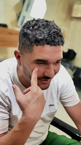 ‏ليا سنين ما قلت كلمة يا أمي  الفنان كيلاني طليق @@كيلاني طليق🇹🇳 ##امي##امي_جنة##فراق_الام##الغربة##الغربه_وايامها_ربنا_يهونها##الغربه_وأوجاعها