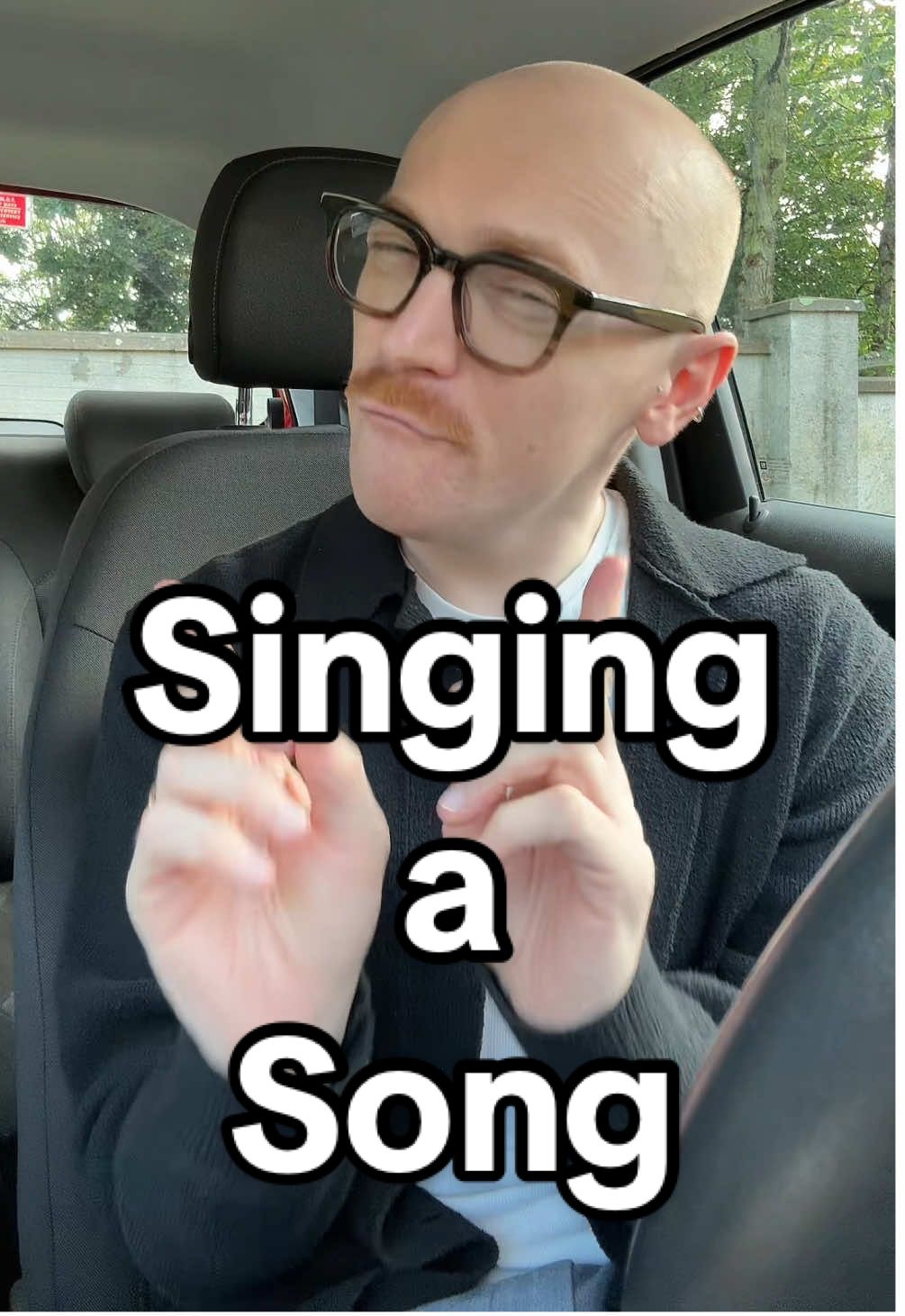 Singing a song for you 😍 I call this one “New Day”. Lemme know #singing #singer #songwriter #performance #singersoftiktok 