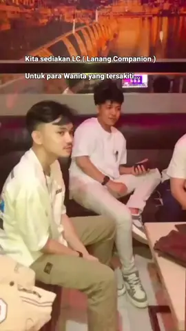 namun di balik itu kau dusta padaku..bagi kaum wanita jangan patah hati sudah sedia LC Lanang  #karaoke #peluklc #ciumlc #fyppppppppppppppppppppppp #2025 