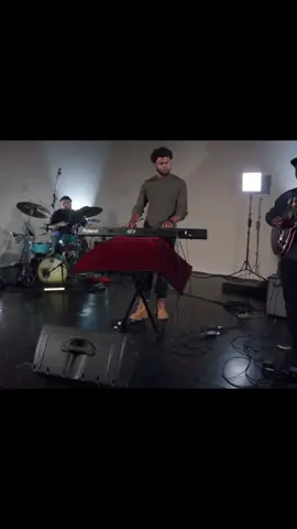 In 2018 I was literally dropping single hand rolls in songs 🤣 #ongdrumstudio #oldefrnds #fyp #drumming #livesession