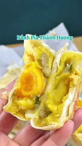 Bánh pía này ngon ghê mọi người #diemthuyriviu #banhpiathanhhuong #banhpia 