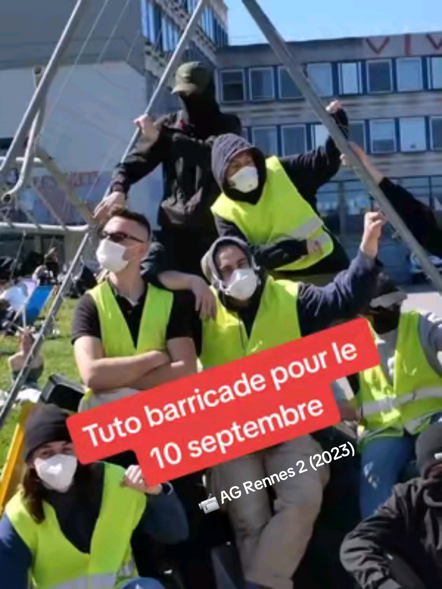 🔴Tuto pour réaliser une barricade parfaite à diffuser avant le mouvement du 10 septembre 📹 AG Rennes 2 (pendant le mouvement Retraites de 2023) #10septembre #greve #blocage #manifestation 