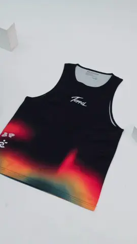 Artikel ini juga jadi salah satu favorite para pelarii lohh😋 karna bahannyaa yang super ringan dan design nyaa juga kerenn abisss🤩 makin kecee kalo kalian pake inii, yukk buruan co di keranjang kuning!!!🥳🤩#fyp #Running #runners #runningman #runner 