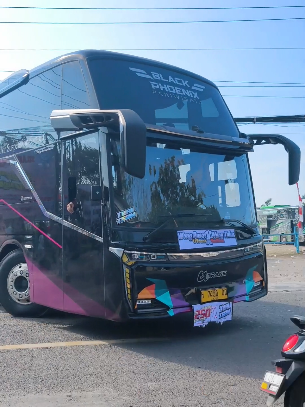 Line perdana 