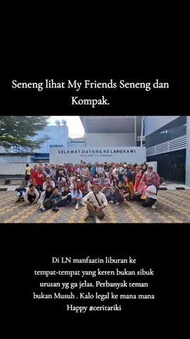 Tinggal dan Kerja di Luar Negeri manfaatkan wajtu dan Hak Cuti mu untuk explor keindahan Negara yang kamu tempati. jalan-jalan sendiri atau bareng-bareng lebih seru.