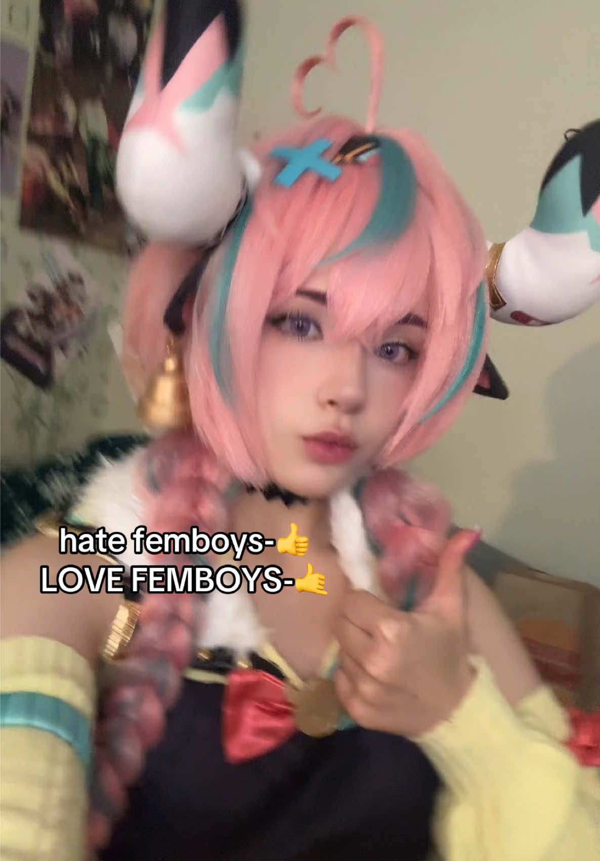 👉👈 #varesa #GenshinImpact #genshinimpactcosplay #femboy  #cosplay 