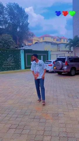 Adunka waxan ugu necbahy nacebka#kenyasomalitiktok #videoviral @chukulatina 🍫🤤 @Ustaad_Farma🤴🇸🇴 