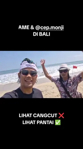 Kaca mata hitam penolong kita berdua.. Bukan begitu @cep.monji 😂 #bali #pantaikuta #kutabeachbali #ame 