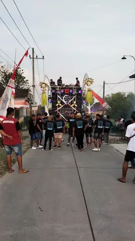 karnaval tawang made kudu jombang @TEBE AUDIO JOMBANG @Fitri Jombang  #fyp #foryou #karnaval 