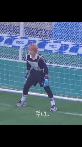its okay Juwon lets stick to idol activities 💚 #fy #fyp #juwon #ahof #isac 