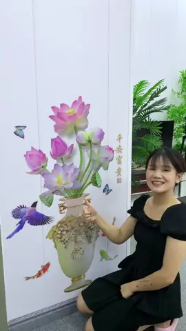 DECAL 3D BÌNH HOA SEN DÁN TƯỜNG – VẺ ĐẸP THANH TỊNH CHO KHÔNG GIAN NHÀ BẠN