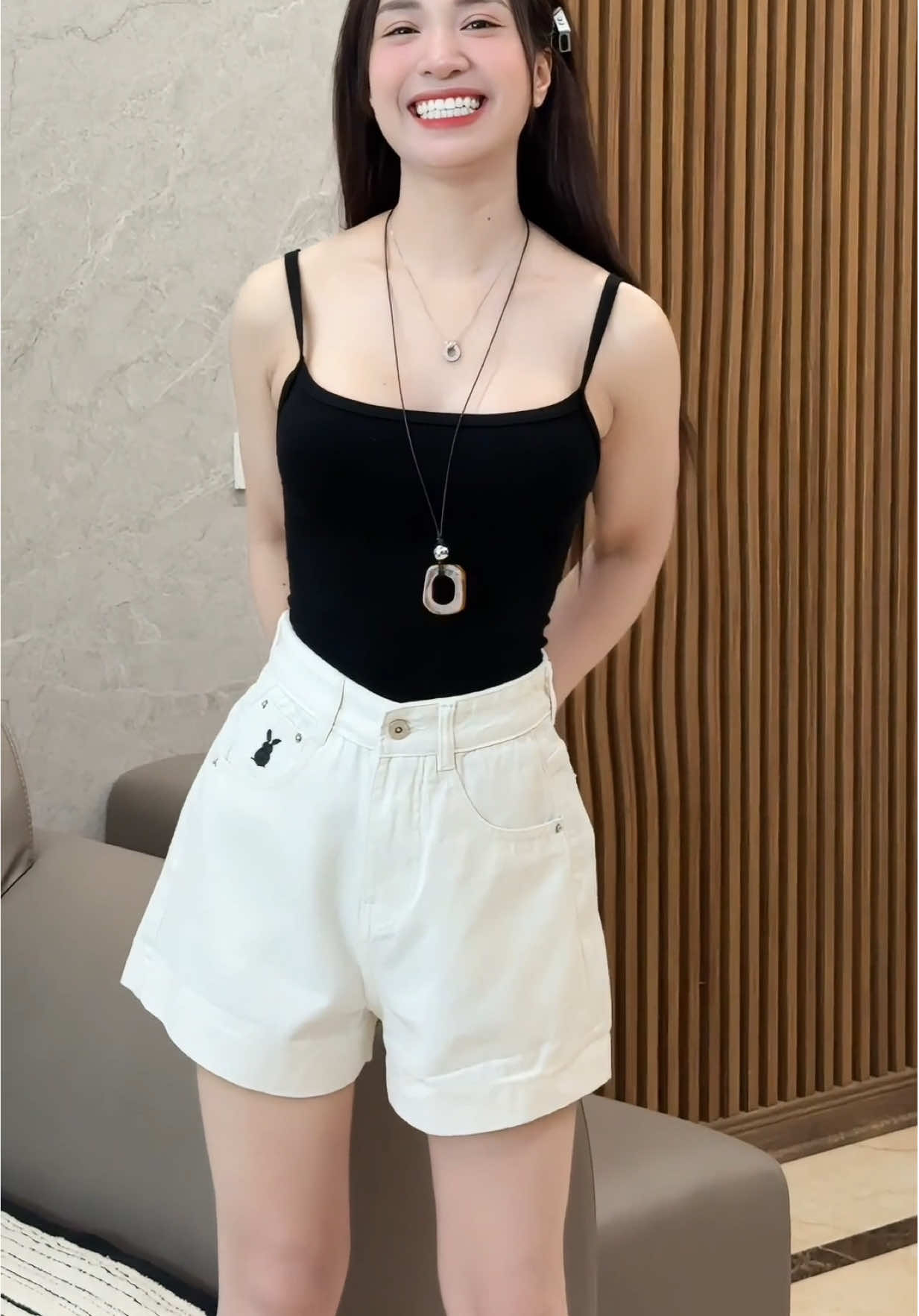 Làm tí không người đẹp#thoitrangnu #shopping #quanjeannu 