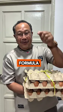 Bagus formula kerajaan Madani harga telur minggu lepas RM12.90, hari ni RM13.80 sepapan untuk Gred A. Turun dah. Minggu depan katanya akan turun lagi kepada RM15.00. Sayang PMX. Happy Birthday PMX. #hargatelur #politik #hargabarang #cacamarba #ketimbang 