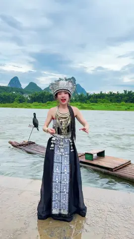 #苗家姑娘 跳#鲁冰花玲珑 发个库存～