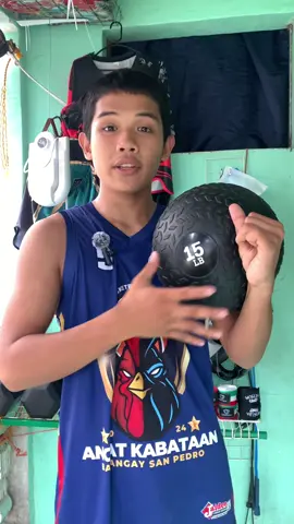 Durable din to #medballslam #strengthandconditioning #absconditioning #balancing #explosiveness 