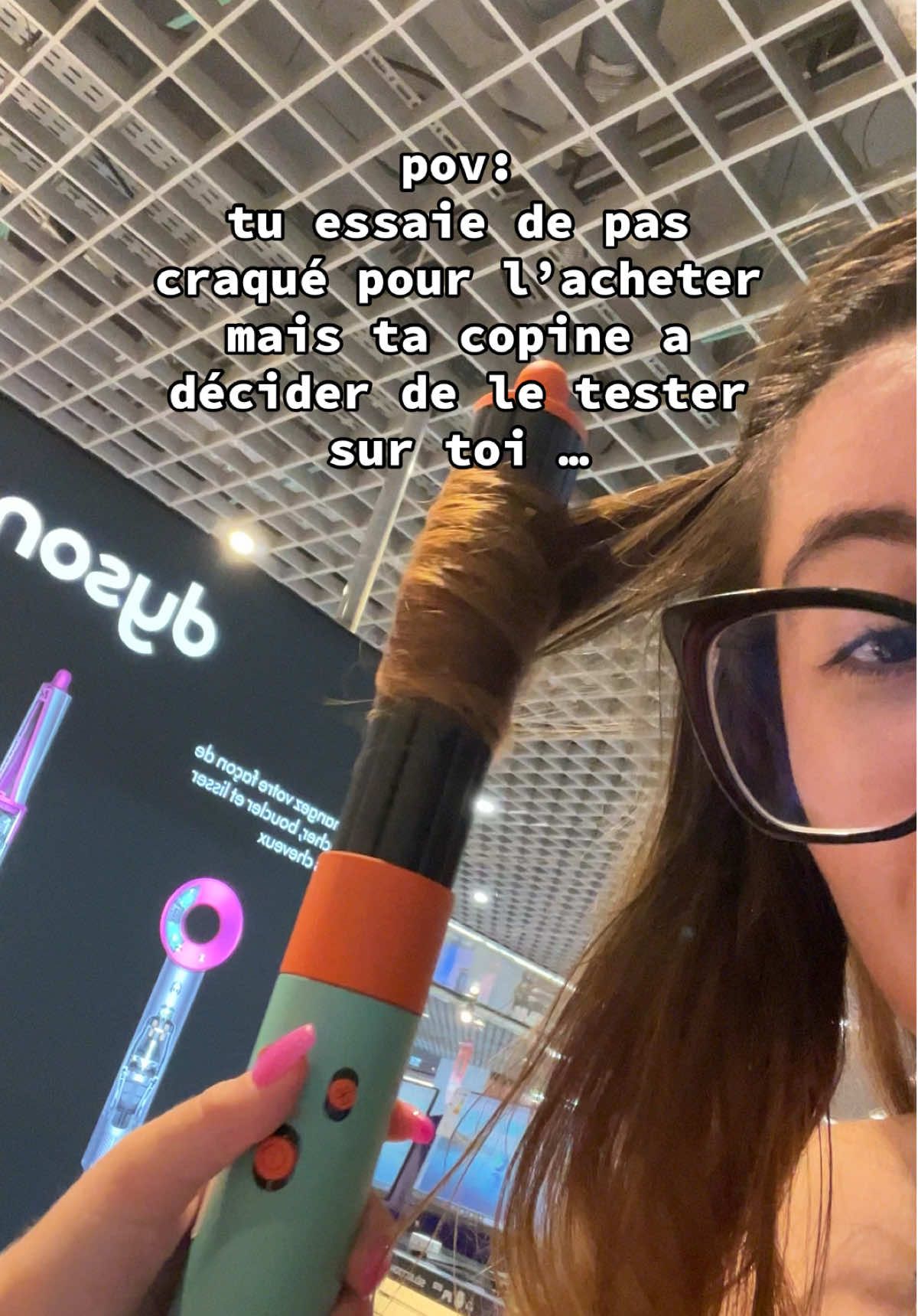 c’est mal de me faire ça jpp @Dyson France #dysonairwrap #humour #dysonhair #dysonairwrapcurls #dyson 
