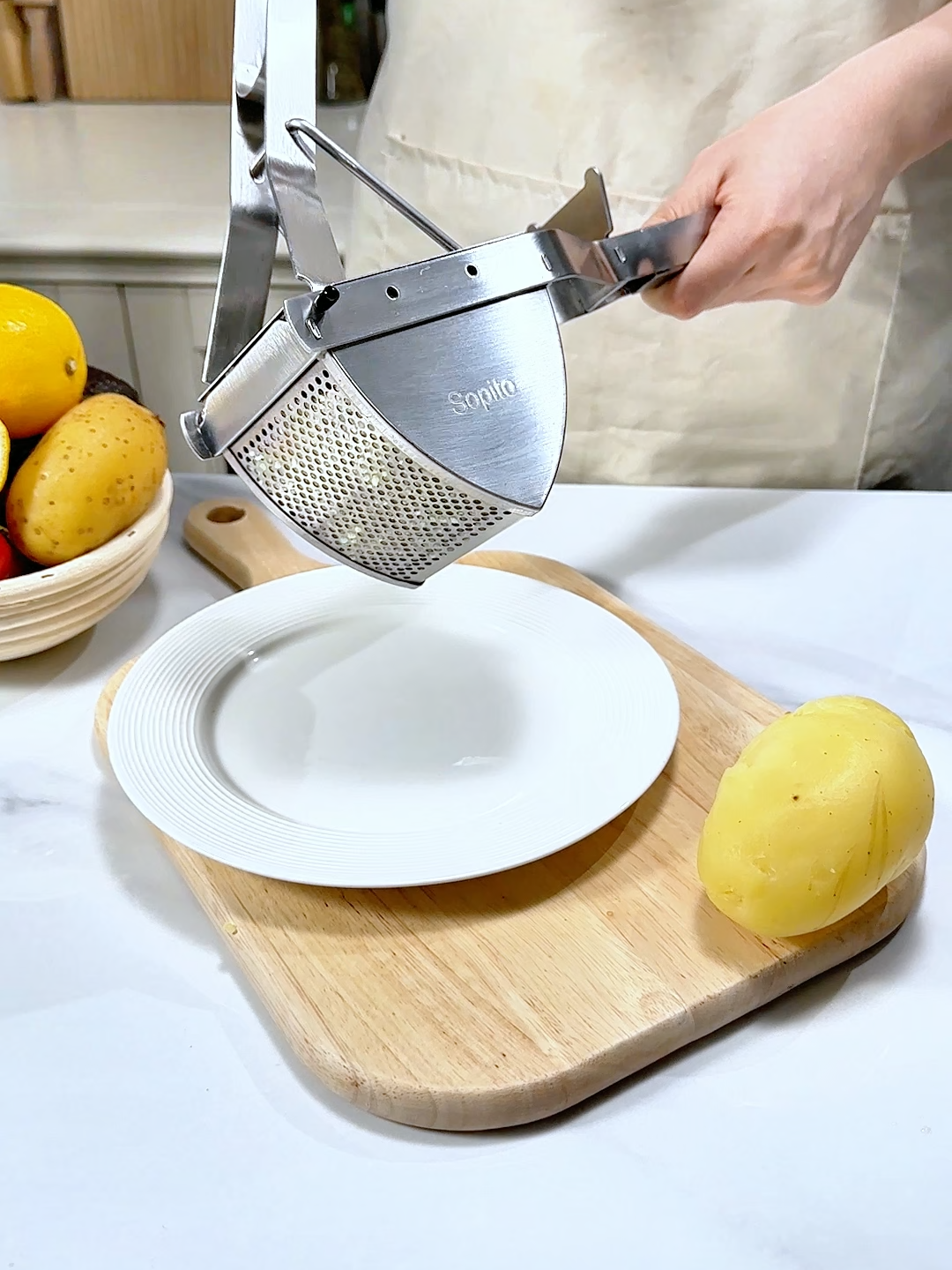 One purchase Years of protection! The potato masher gives you a different experience. #StainlessSteel #HomeChefDreams #homechef #homecookinghacks #MomTok #CookingHacks #SafeCooking #Sopito #potatoes #potatotiktok #potatolover #potatolove #kitchengadgets #kitchenhack #KitchenHacks #tiktokmademebuyit #foryoupagе #potatoricer #mashedpotatoes #mashedpotato #mashed