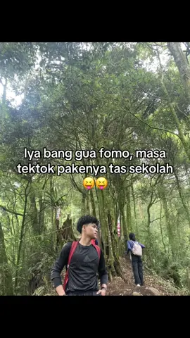 Belum mampu beli hydropack bang😚😚 #foryoupage #pendakiindonesia #pendakicantik #tektok #pendakifomo 