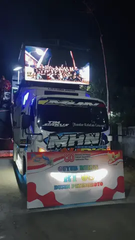 Kami tidak hanya sekedar joget-joget saja🔥 Thanks support:@MHN_AUDIOLIGHTING @𝔸𝔻𝕀𝕋 𝕀𝔹 @BORNEO PROJECT @RIDWAN PRODUCTION @Sunday industries @Panndsgn.  #petungrotokarnival #etankaligank #mhnaudio #soundkarnavalindonesia #foryoupage 