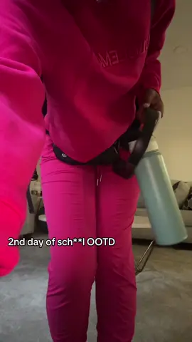 #school #fyp #lululemon #viralvideo 