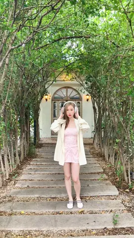 ไม่คิดว่าจะติดใจขนาดนี้ 🥹💗 นมเปรี้ยวดัชมิลล์ รสยูสุ สตรอเบอร์รี เปรี้ยวอมหวานกำลังดี 🍊 🍓 #ยูสุสตรอบุรุ  #นมเปรี้ยวดัชมิลล์รสยูสุสตรอเบอร์รี #นมเปรี้ยวดัชมิลล์ #ระเบิดความฟินไม่มีกั๊ก
