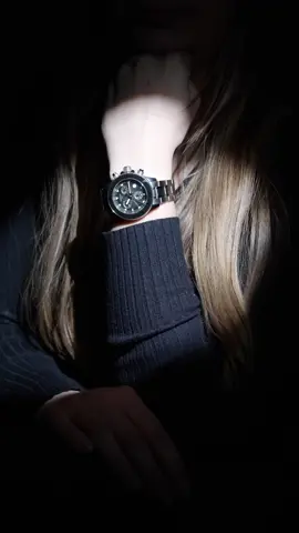 Wait... didn’t the watch just change? And again. Spot the switch. We dare you. #Tissot #PRX #Seastar #PRC100Solar 