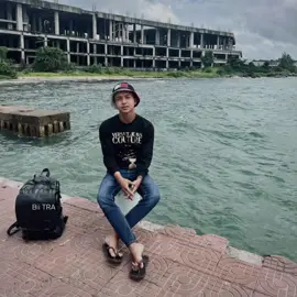 ផ្លូវនេះ.ខ្ញុំជាអ្នករើស ទោះត្រូវបរាជ័យ.! ប៉ុន្មានដងក៏នៅតែបន្ត.!។