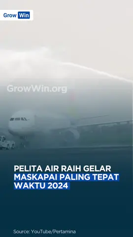 Pelita Air, bagian dari Pertamina, resmi dinobatkan sebagai maskapai dengan On-Time Performance (OTP) terbaik sepanjang 2024 oleh Ditjen Perhubungan Udara Kemenhub RI. Penghargaan ini menegaskan konsistensi Pelita Air menjaga standar operasional yang efisien sekaligus mengutamakan kenyamanan & kepercayaan penumpang. Kemenhub menilai regulasi yang disiplin & upaya berkelanjutan dalam meningkatkan layanan jadi faktor utama Pelita Air bisa unggul.. bahkan dibanding pemain lama di industri penerbangan. Source: GNFI Video: YouTube/Pertamina -- Follow @growwinid untuk update terbaru seputar berita bisnis, teknologi, dan insight menarik! Kunjungi growwin.org untuk akses 1800+ modul pembelajaran bisnis berbagai bidang #umkm #bisnis #bumn
