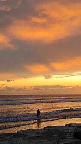jangan lupa sholat maghrib #pantaipanjangbengkulu #visitbengkulu #wonderfulbengkulu #fyp 